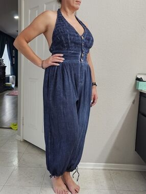 1/2 Off Medium Free People Cropped Halter Jumper Cinched Ankle Navy Button Front